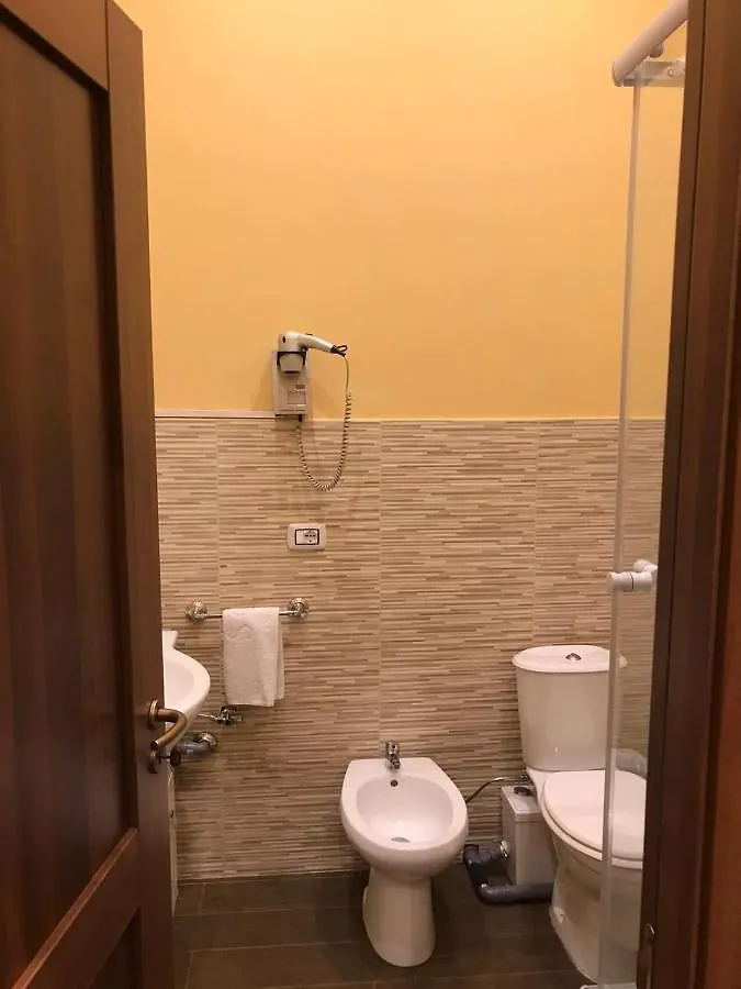 La Casa Di Romi Panzió Catania-Fontanarossai nemzetközi repülőtér