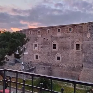 Federico Ii Bed and breakfast